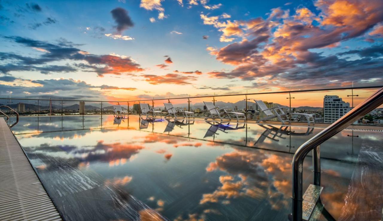 Aria Grand Hotel & Spa Da Nang Exterior foto